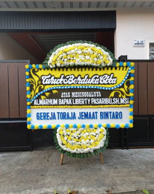 Papan Bunga Duka di Babakancikao